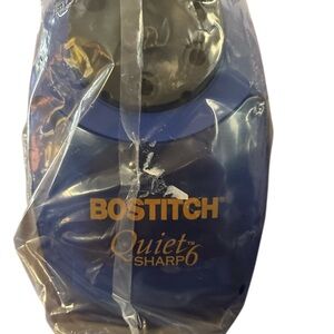 Bostitch Electric Pencil Sharpener - Blue 
GREAT FOR MAP COLORS!